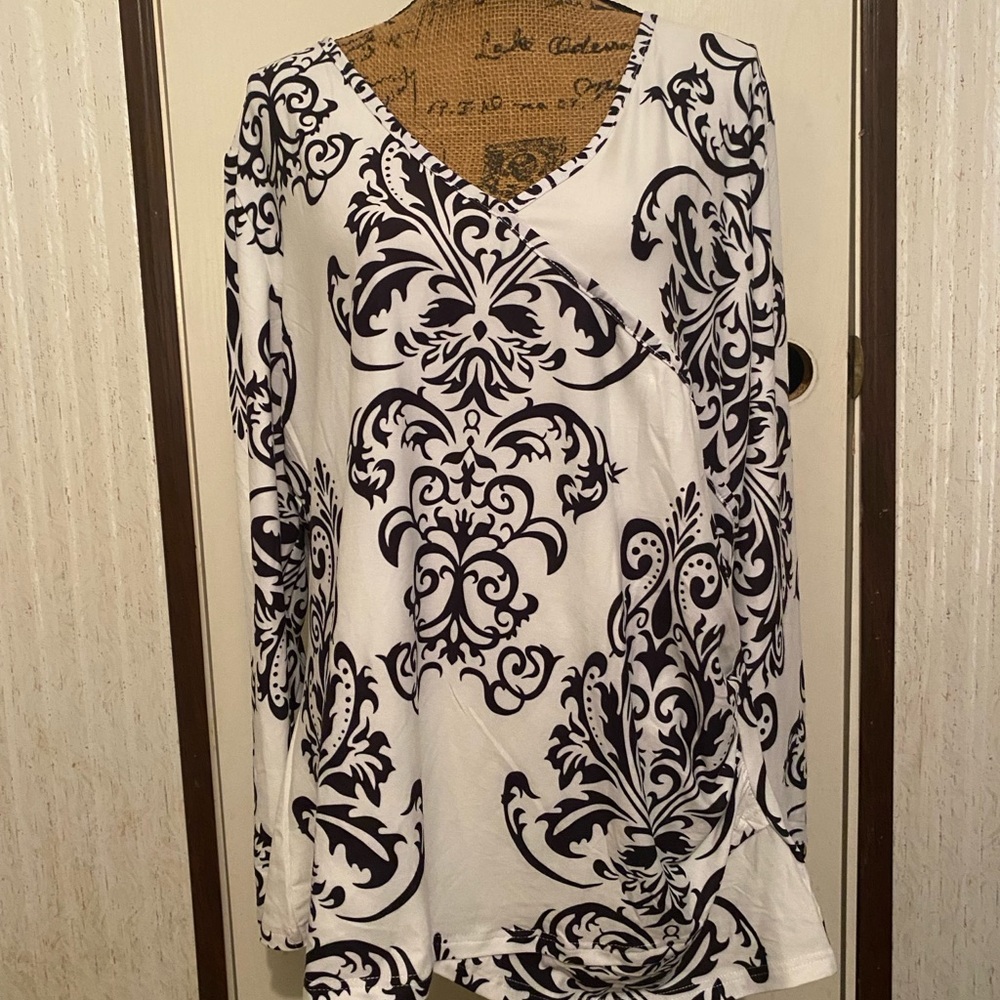 Chic Black and White Women's Blouse
